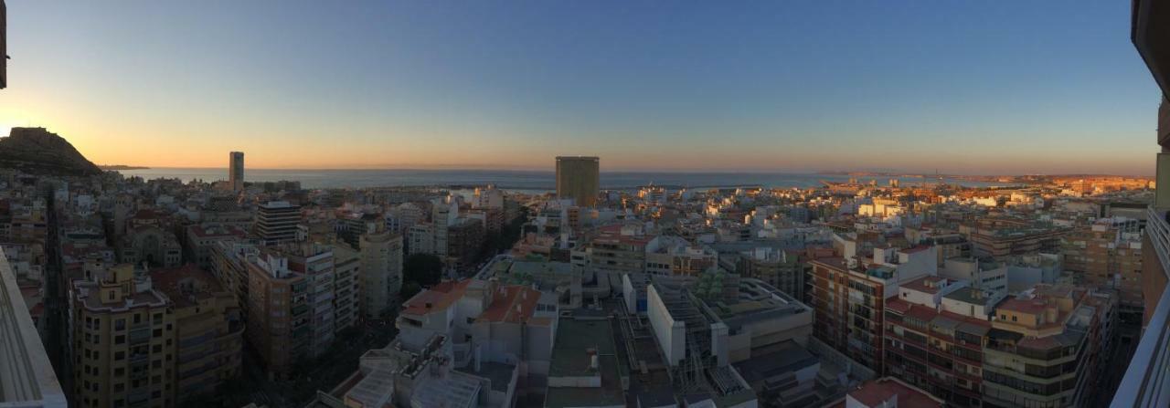 Suite Sun And Sea Alicante Bagian luar foto