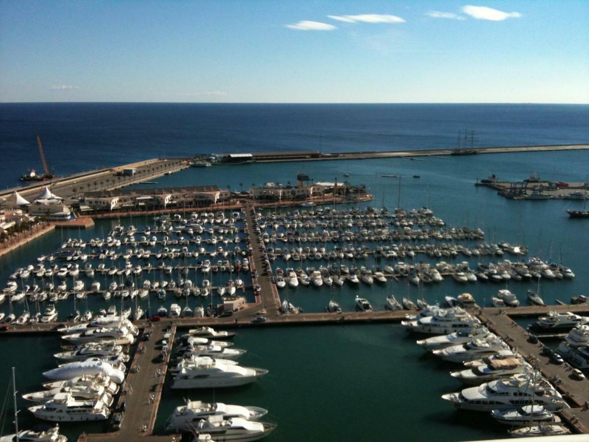 Suite Sun And Sea Alicante Bagian luar foto