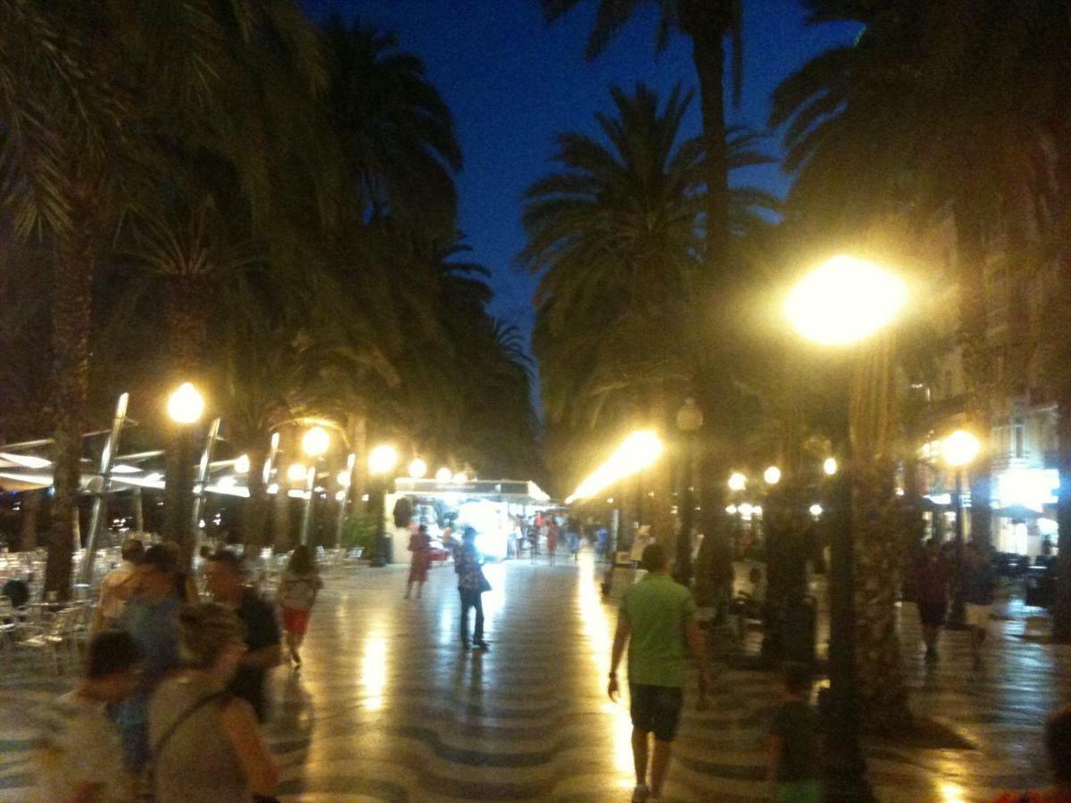 Suite Sun And Sea Alicante Bagian luar foto